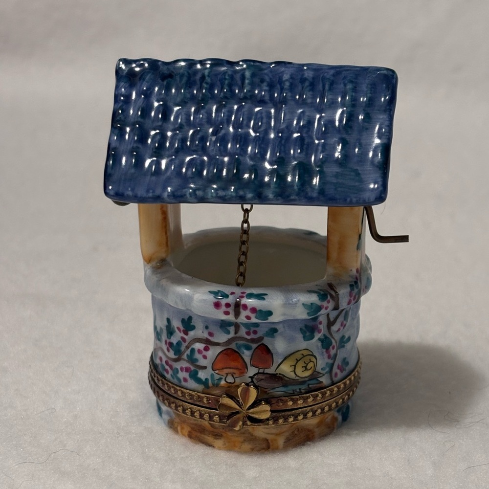 Vintage Limoges Wishing Well
Trinket Box by Rochard